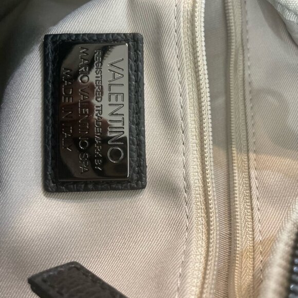 VALENTINO MESSENGER BAG LEATHER MADE IN ITALY BLACK EMO VERSATILE CARRYALL - Picture 11 of 16